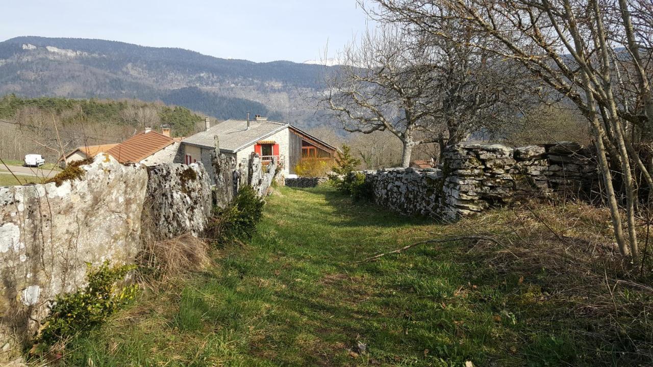 Gite Bard Des Ours Saint-Martin-en-Vercors Buitenkant foto